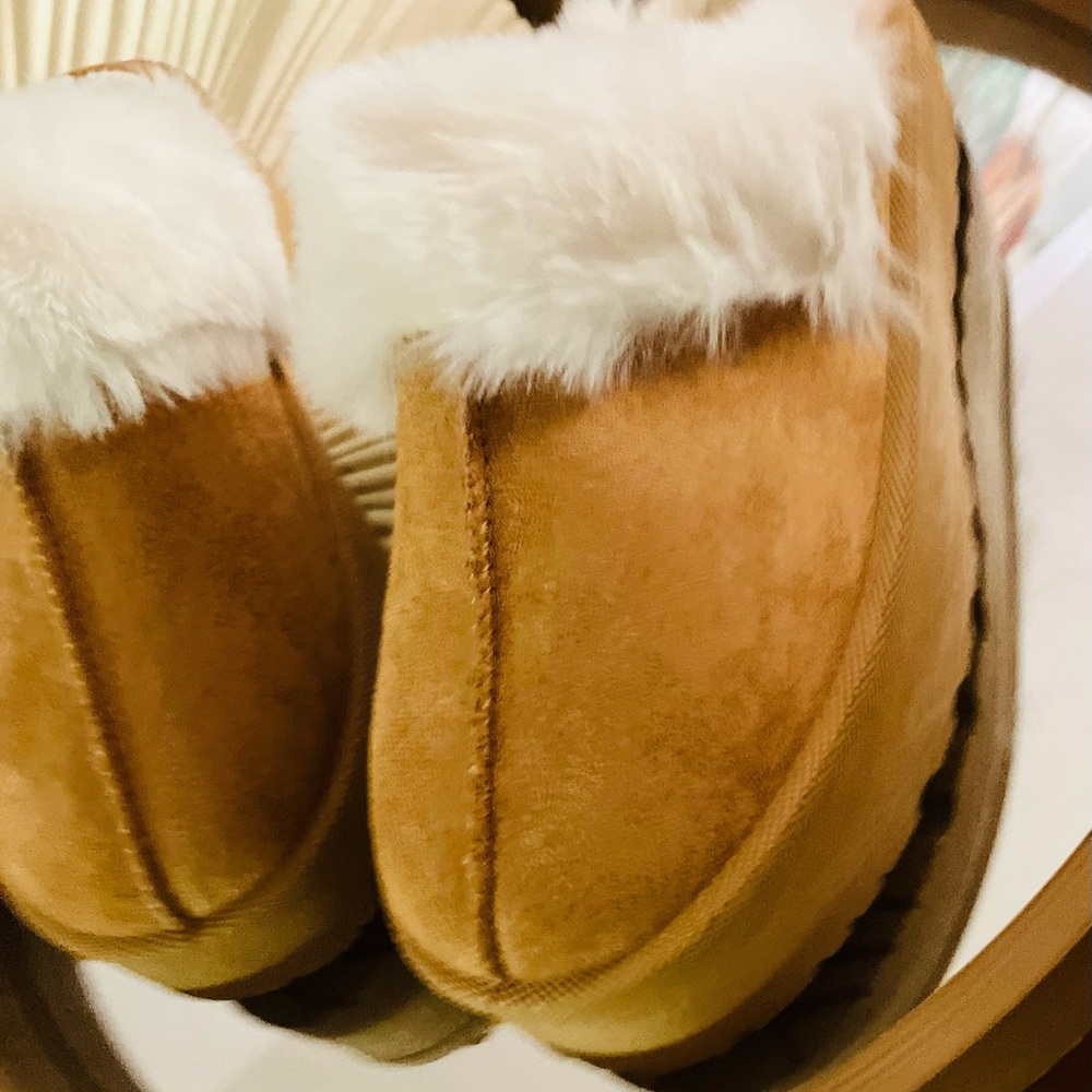 Tan Slippers with Plush White Lining
